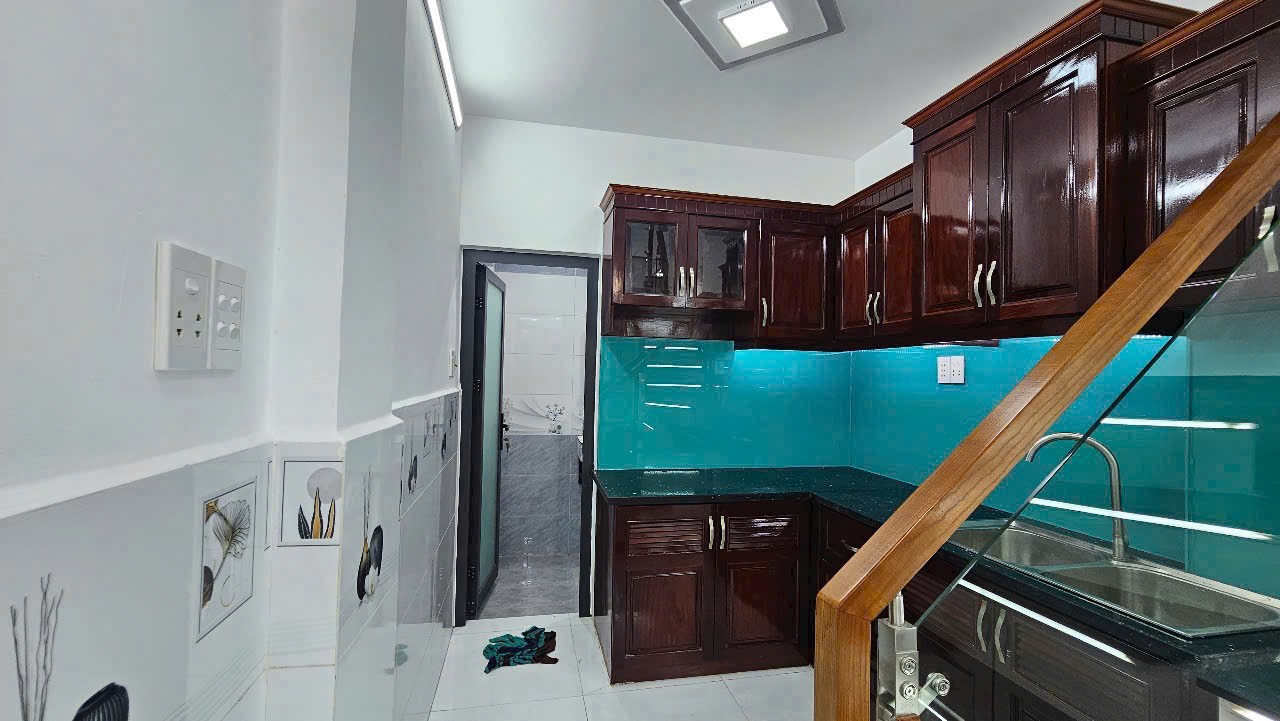 Nhà hẻm giá rẻ hẻm đường số 12, Bình Hưng Hòa dt 21m2 1 lầu 2pn,2wc giá 2,79 tỷ 7