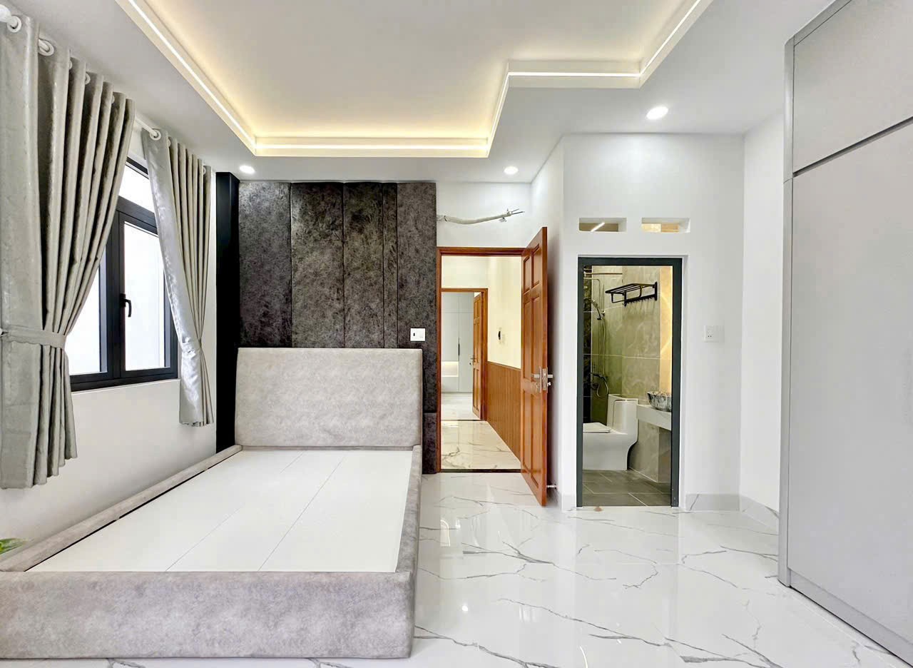 Nhà đẹp / Mã Lò, Bình Trị Đông A dt 52m2 2 lầu ,5pn, 5wc , sân thượng giá 8,6 tỷ 8