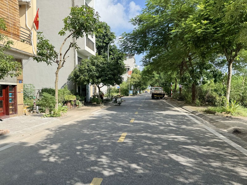 Bán Đất TĐC Giang Biên 40m2 View Dự Án 4 Tòa Chung Cư, Đường Ô Tô Tránh, Thuận Lợi Xây Kinh Doanh 4