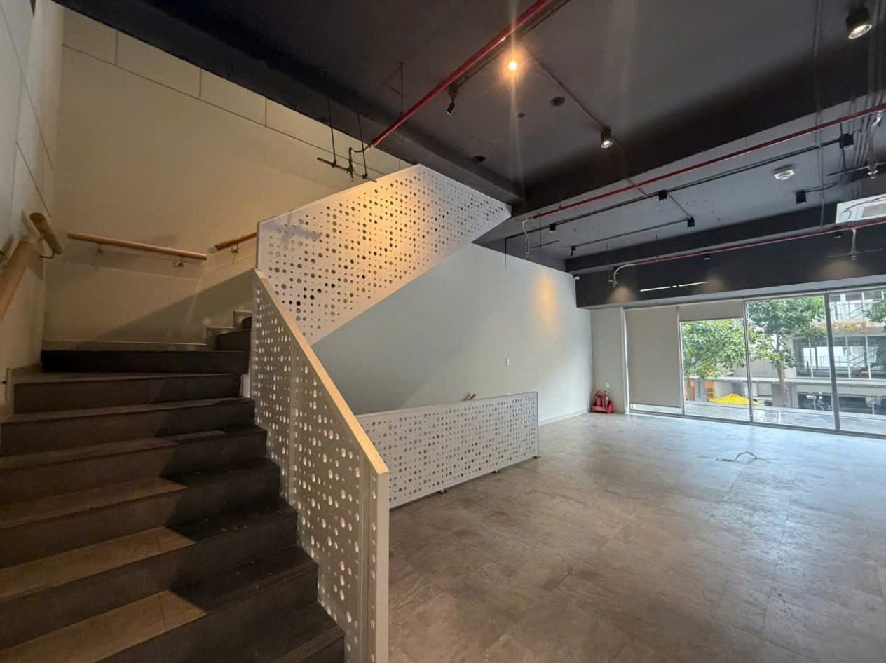 Cho thuê Nhà mặt tiền Phường Thủ Thiêm, Quận 2, Diện tích 232m², Giá 100 Triệu/tháng 3