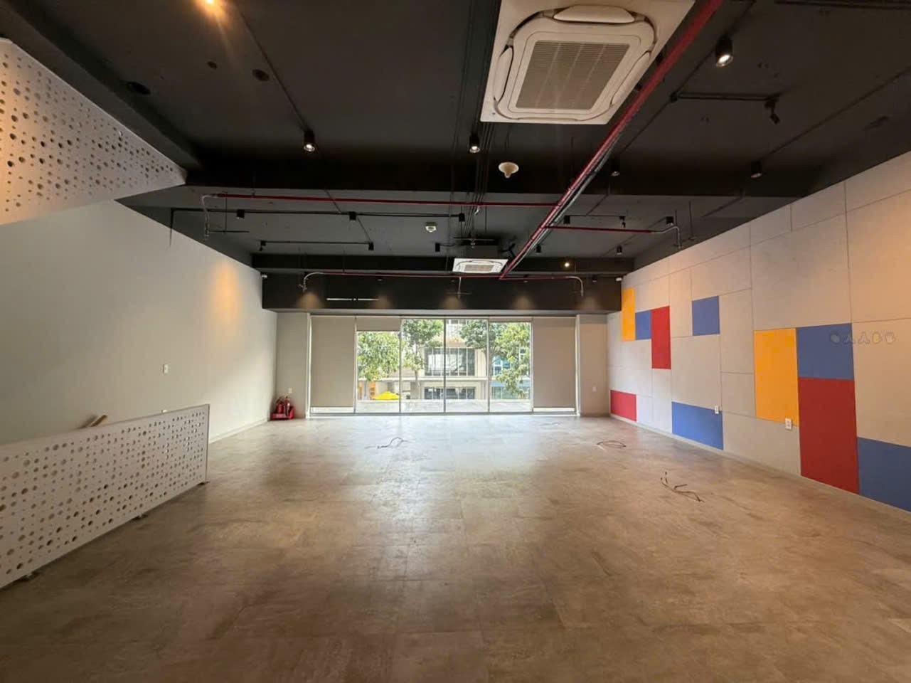 Cho thuê Nhà mặt tiền Phường Thủ Thiêm, Quận 2, Diện tích 232m², Giá 100 Triệu/tháng