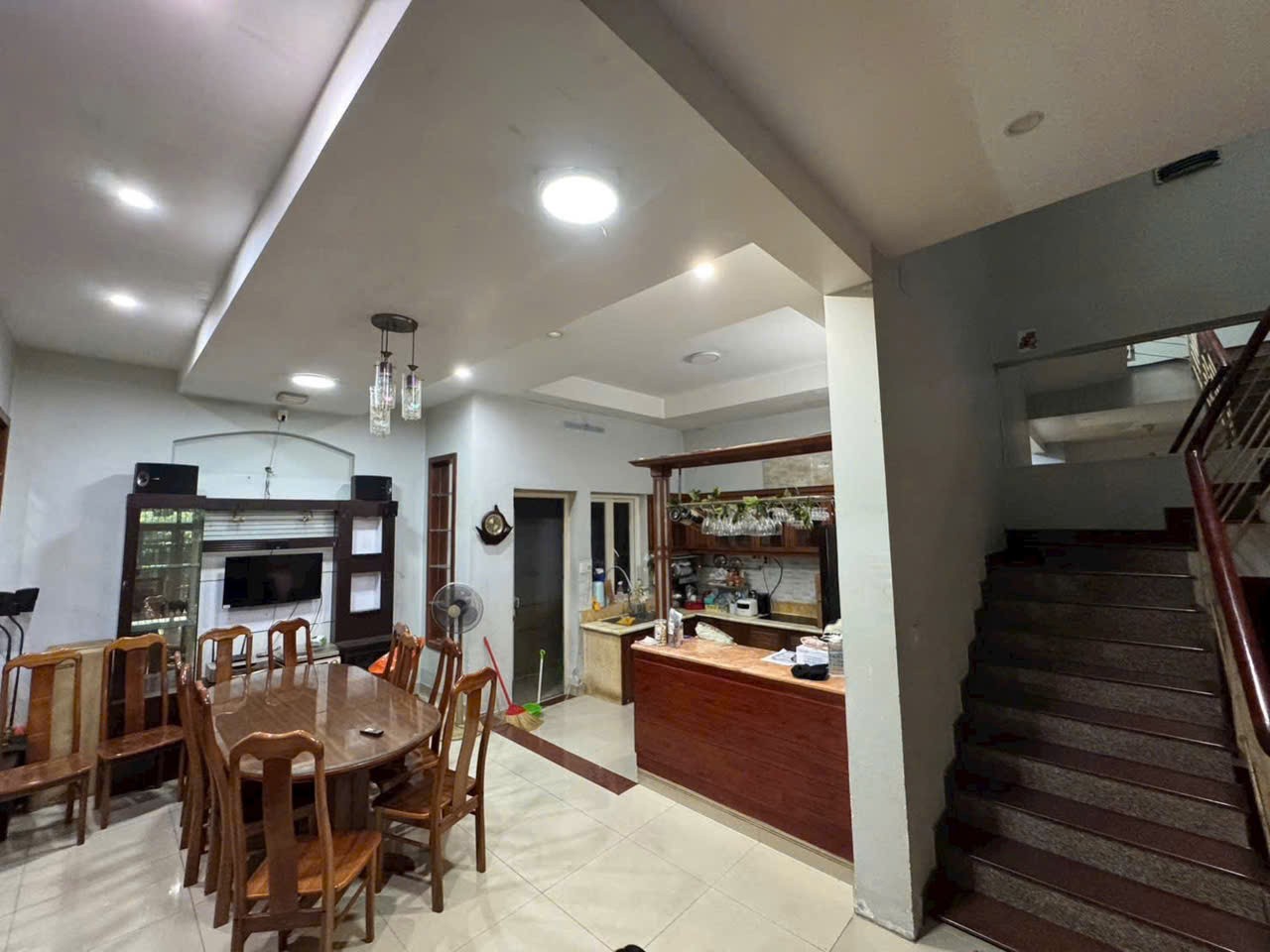 Cho thuê Nhà mặt tiền Phường An Phú, Quận 2, Diện tích 128m², Giá 39 Triệu/tháng 2