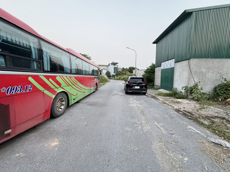 ĐÓN SÓNG ĐẦU TƯ: Lô Đất Vàng 90m2 Làng Cam Gia Lâm - Vị Trí Kim Cương, Cạnh Đường 30m, Tiềm Năng