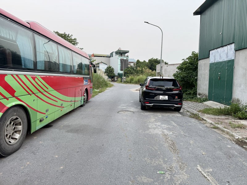 ĐÓN SÓNG ĐẦU TƯ: Lô Đất Vàng 90m2 Làng Cam Gia Lâm - Vị Trí Kim Cương, Cạnh Đường 30m, Tiềm Năng 2