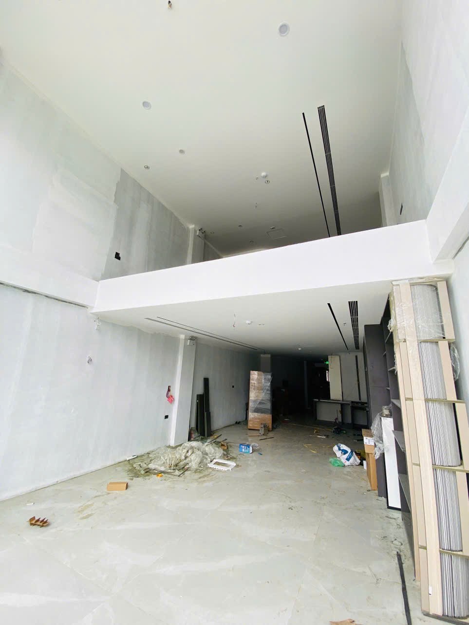 MẶT PHỐ ĐẠI LA, PHỐ VỌNG - DUY NHẤT TÒA VP MỚI 7 NỔI 1 HẦM - RẺ NHẤT KHU VỰC - SỔ VUÔNG NỞ HẬU. 2