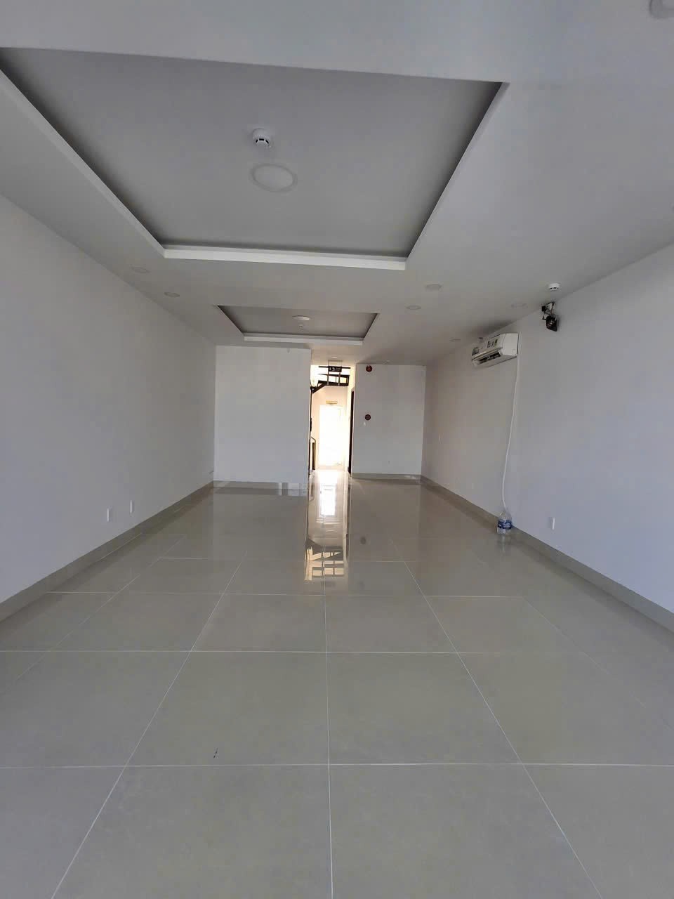 Cho thuê Nhà mặt tiền Phường Tân Hưng, Quận 7, Diện tích 100m², Giá 075 Triệu/tháng 7