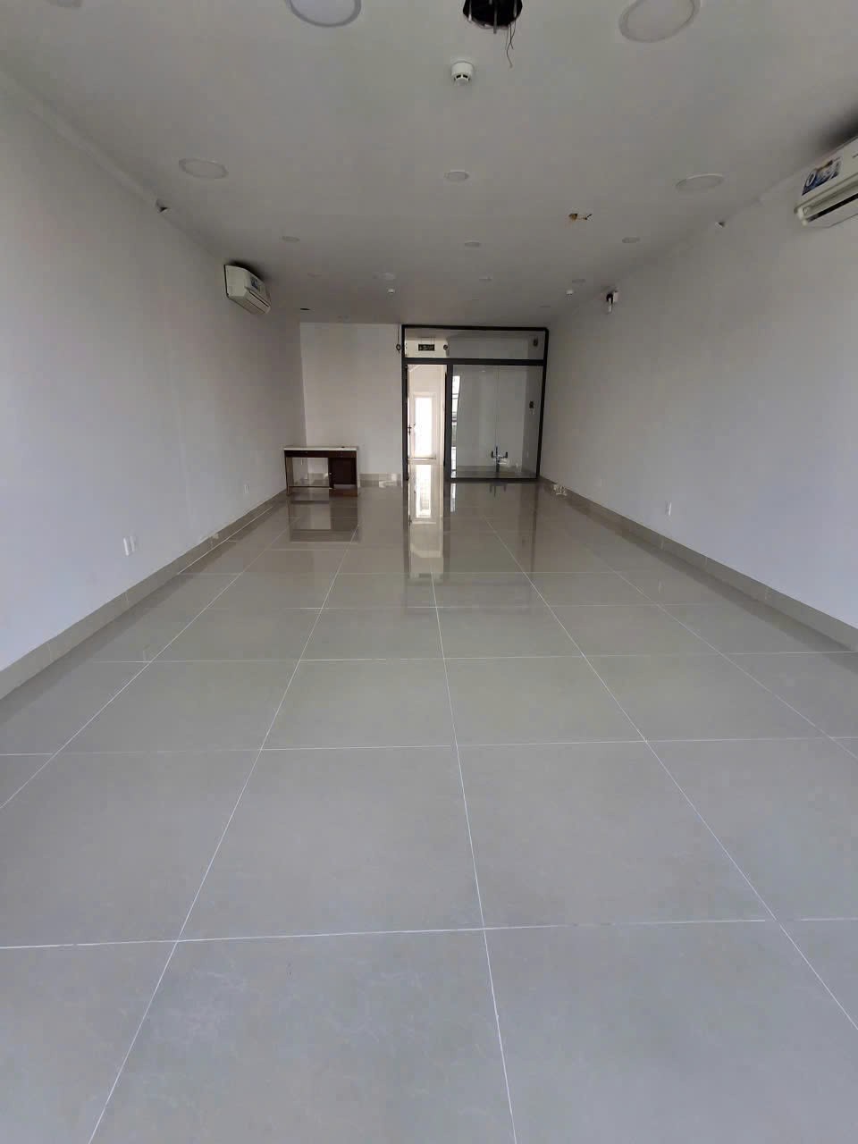 Cho thuê Nhà mặt tiền Phường Tân Hưng, Quận 7, Diện tích 100m², Giá 075 Triệu/tháng 4