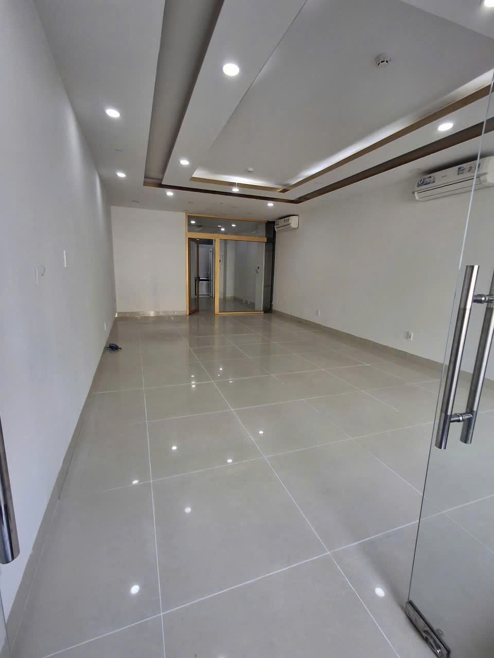Cho thuê Nhà mặt tiền Phường Tân Hưng, Quận 7, Diện tích 100m², Giá 075 Triệu/tháng 2