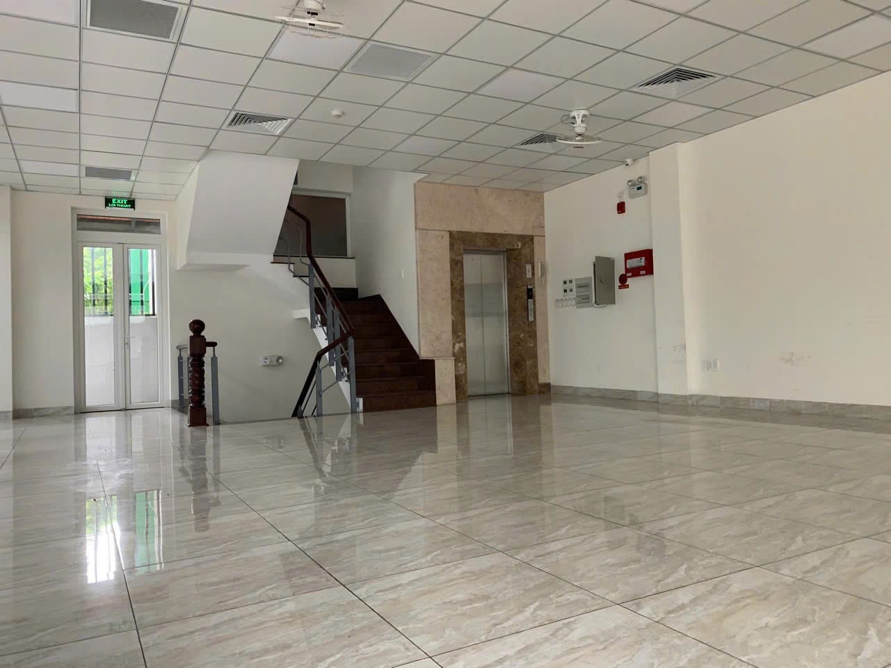 Cho thuê Nhà mặt tiền Phường Tân Hưng, Quận 7, Diện tích 200m², Giá 0125 Triệu/tháng 6