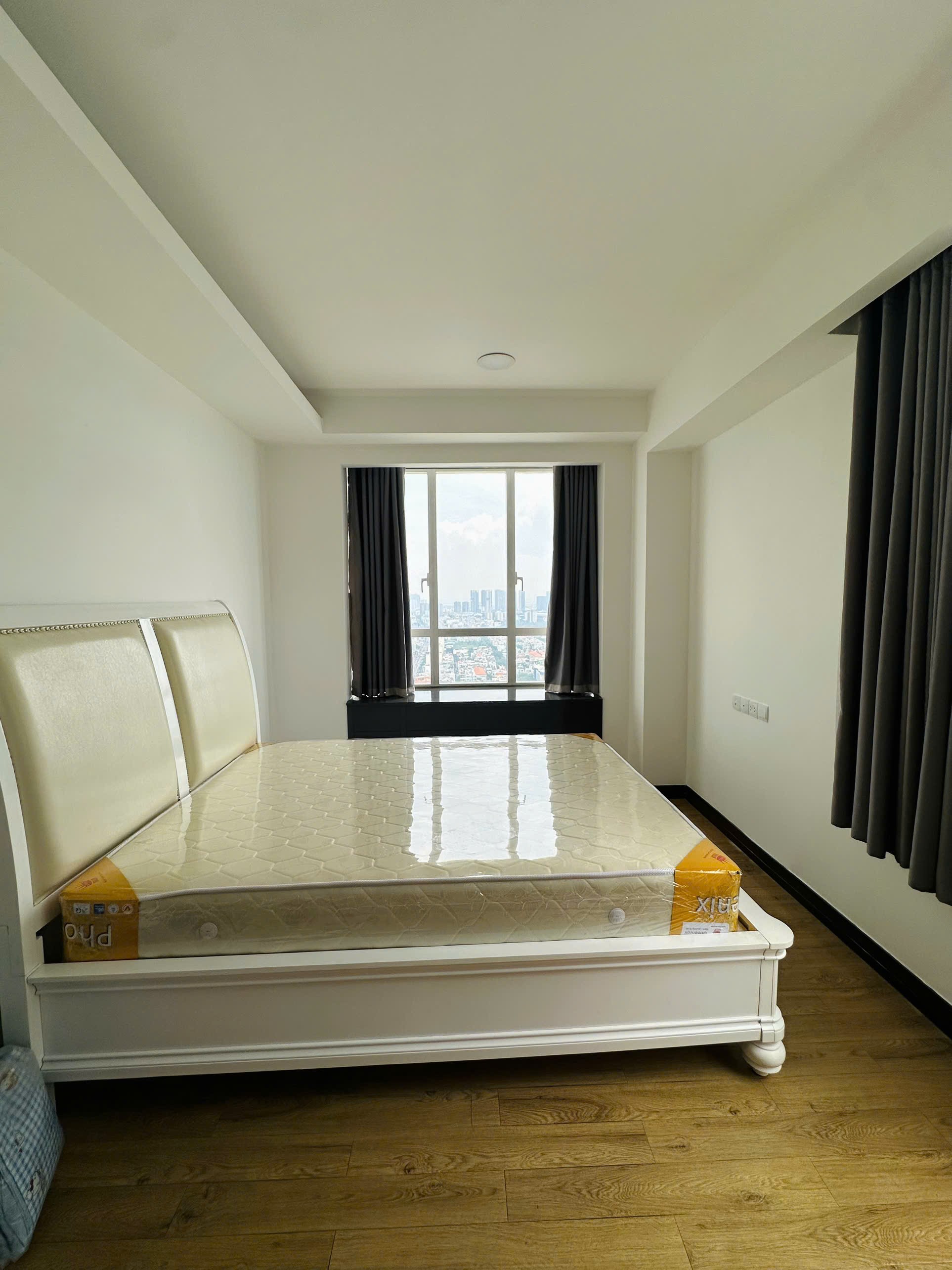 Cho thuê Căn hộ chung cư Quận 7, Hồ Chí Minh, Diện tích 267m², Giá 75 Triệu/tháng