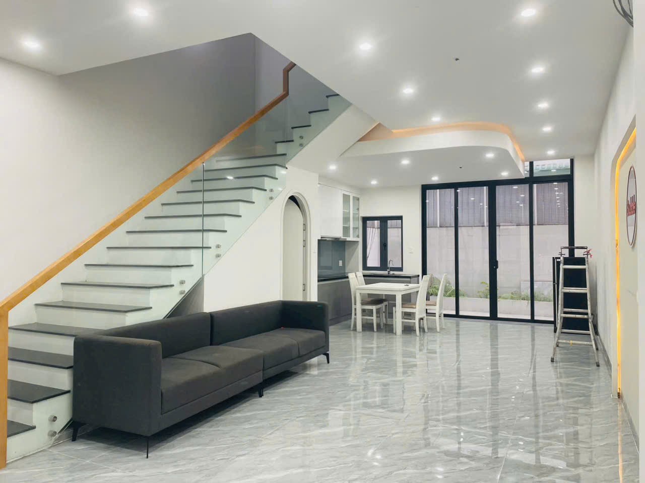 Cần bán Nhà mặt tiền Phường Cát Lái, Quận 2, Diện tích 85m², Giá 10.2 Tỷ 6