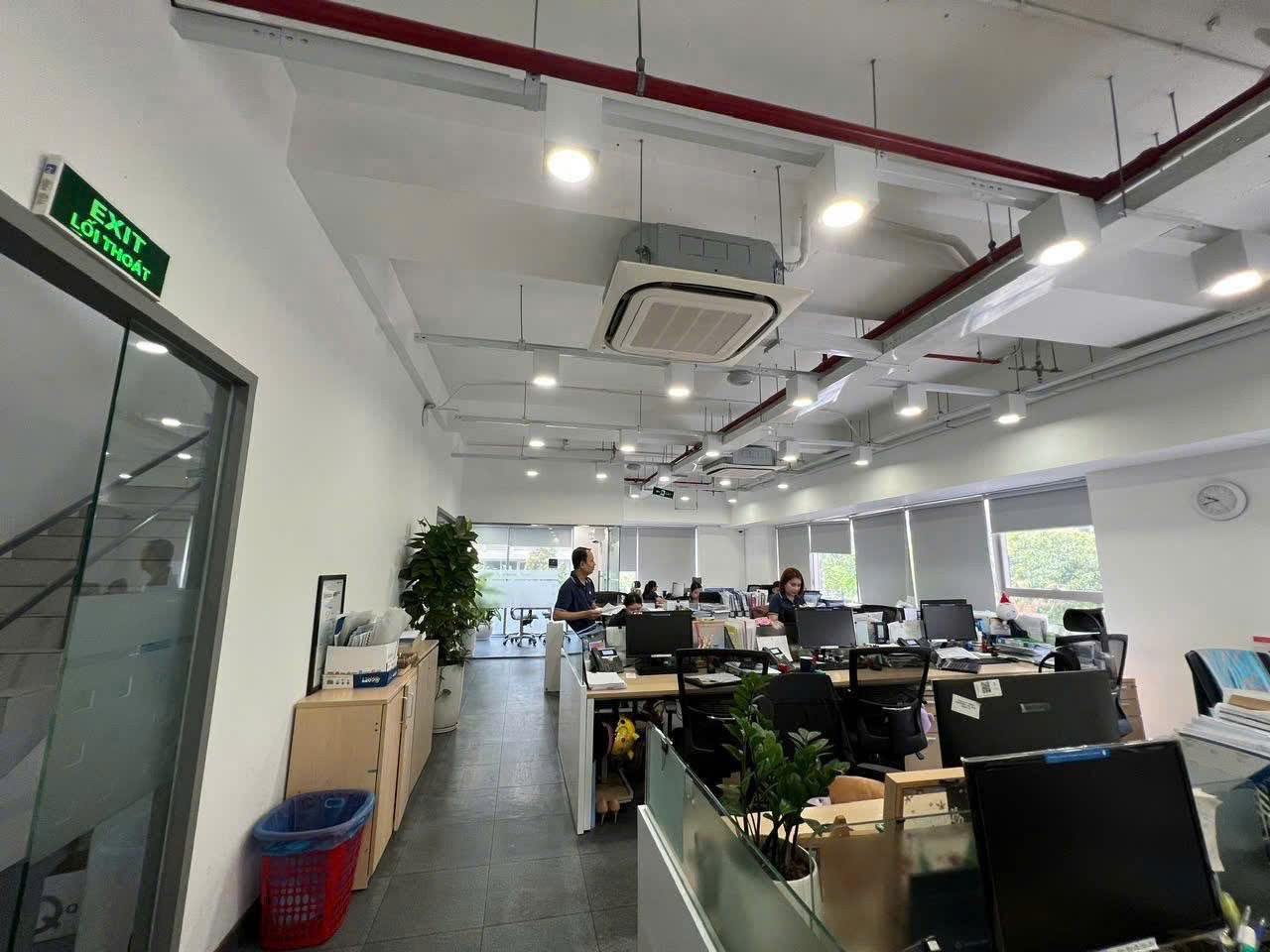 Cho thuê Nhà mặt tiền Quận 2, Hồ Chí Minh, Diện tích 630m², Giá 300 Triệu/tháng
