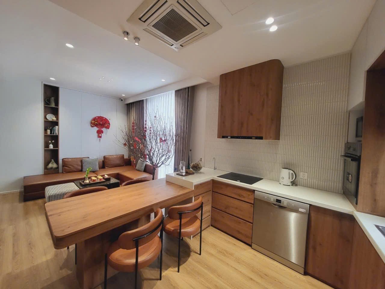 SIÊU PHẨM LA KHÊ HÀ ĐÔNG 35M Ô TÔ VÀO NHÀ _NỘI THẤT SỊN _DÂN XÂY CHẮC CHẮN NHỈNH 12 TỶ 3