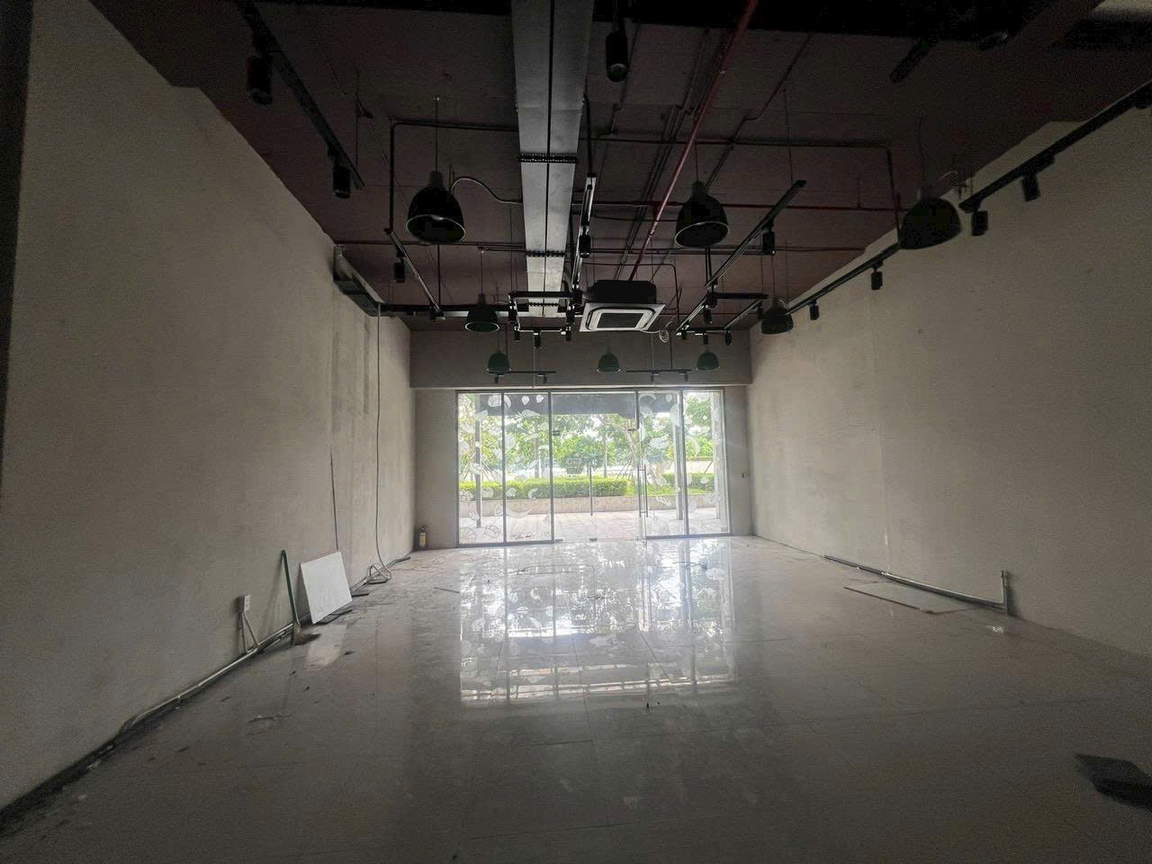 Cho thuê Nhà mặt tiền Phường An Lợi Đông, Quận 2, Diện tích 252m², Giá 90 Triệu/tháng 2