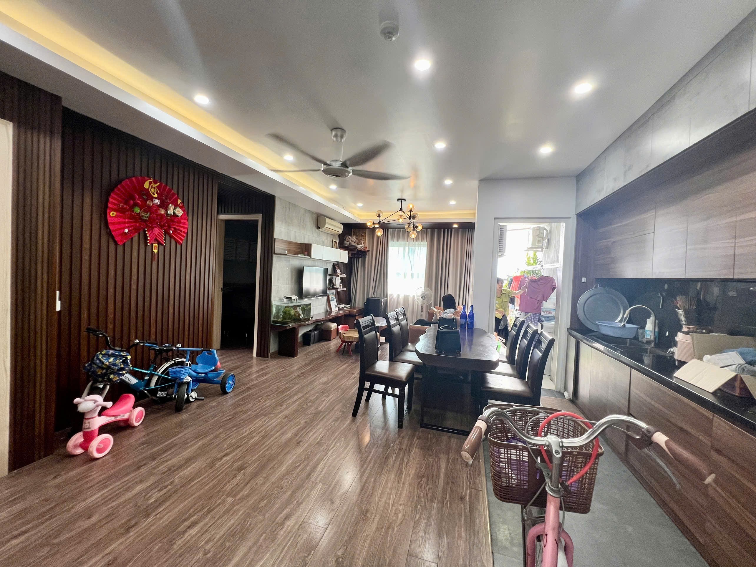 Bán căn góc 3 ngủ full đồ – Chung cư Thanh Hà 9