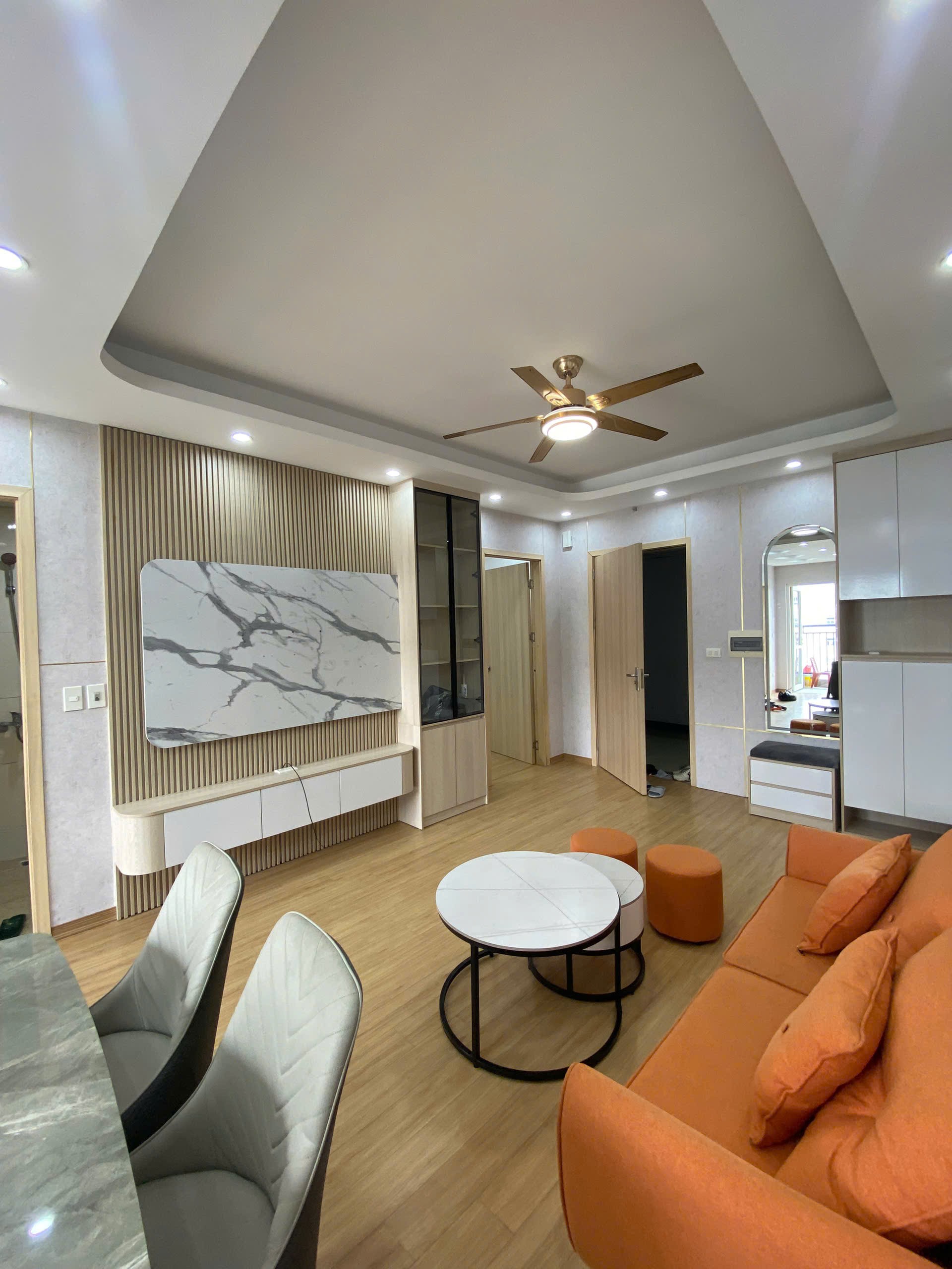 Chính chủ cần bán căn 68,35m2,2 ngủ 2wc chung cư Thanh Hà.