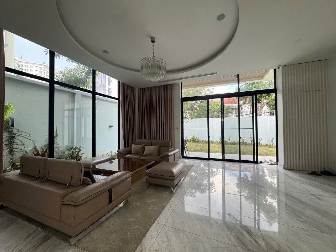 Cho thuê Biệt thự Phường Thảo Điền, Quận 2, Diện tích 438m², Giá Thương lượng 4