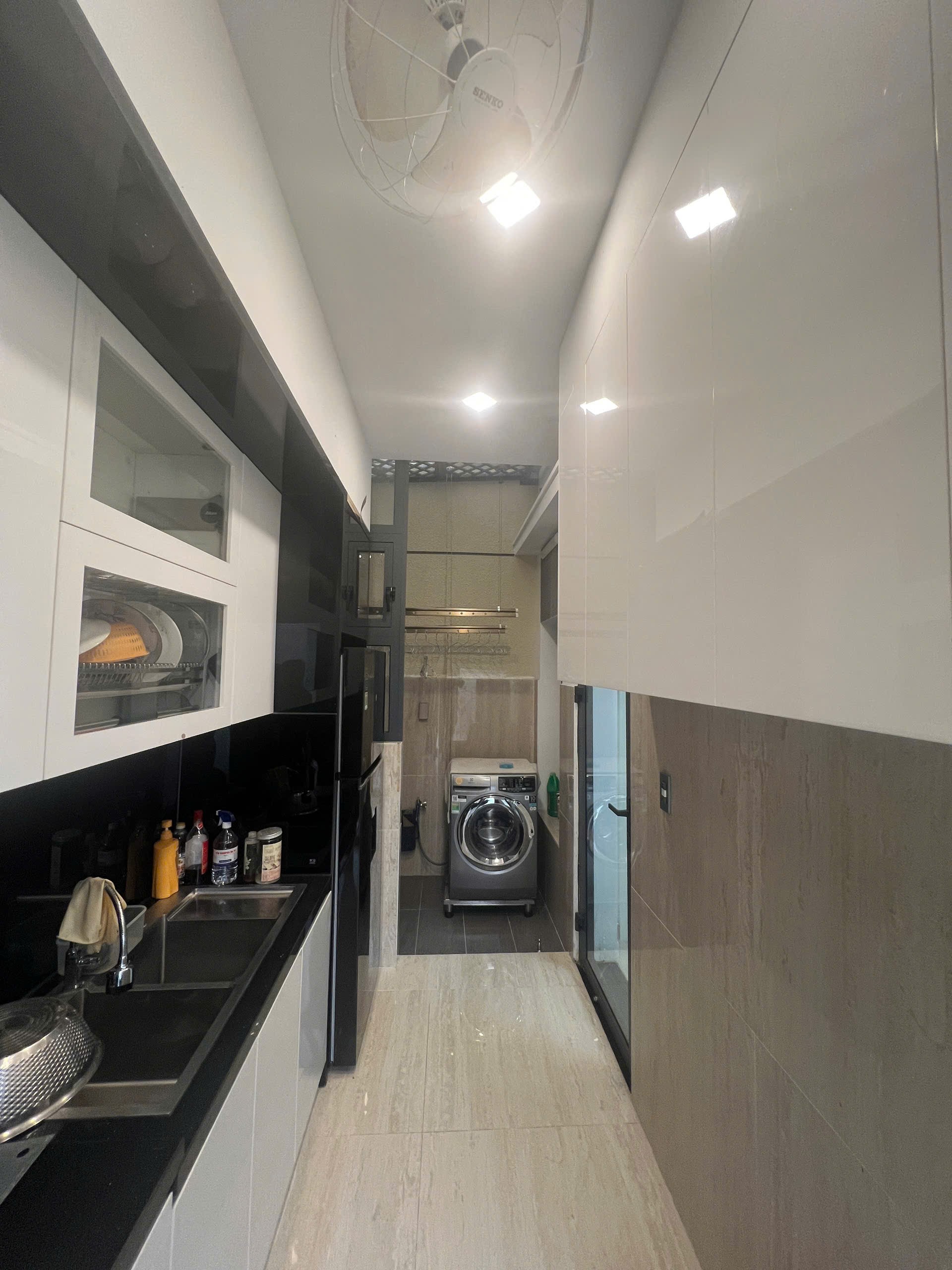 Cần bán Nhà mặt tiền Phường Phú Hữu, Quận 9, Diện tích 109m², Giá 17.8 Tỷ 9