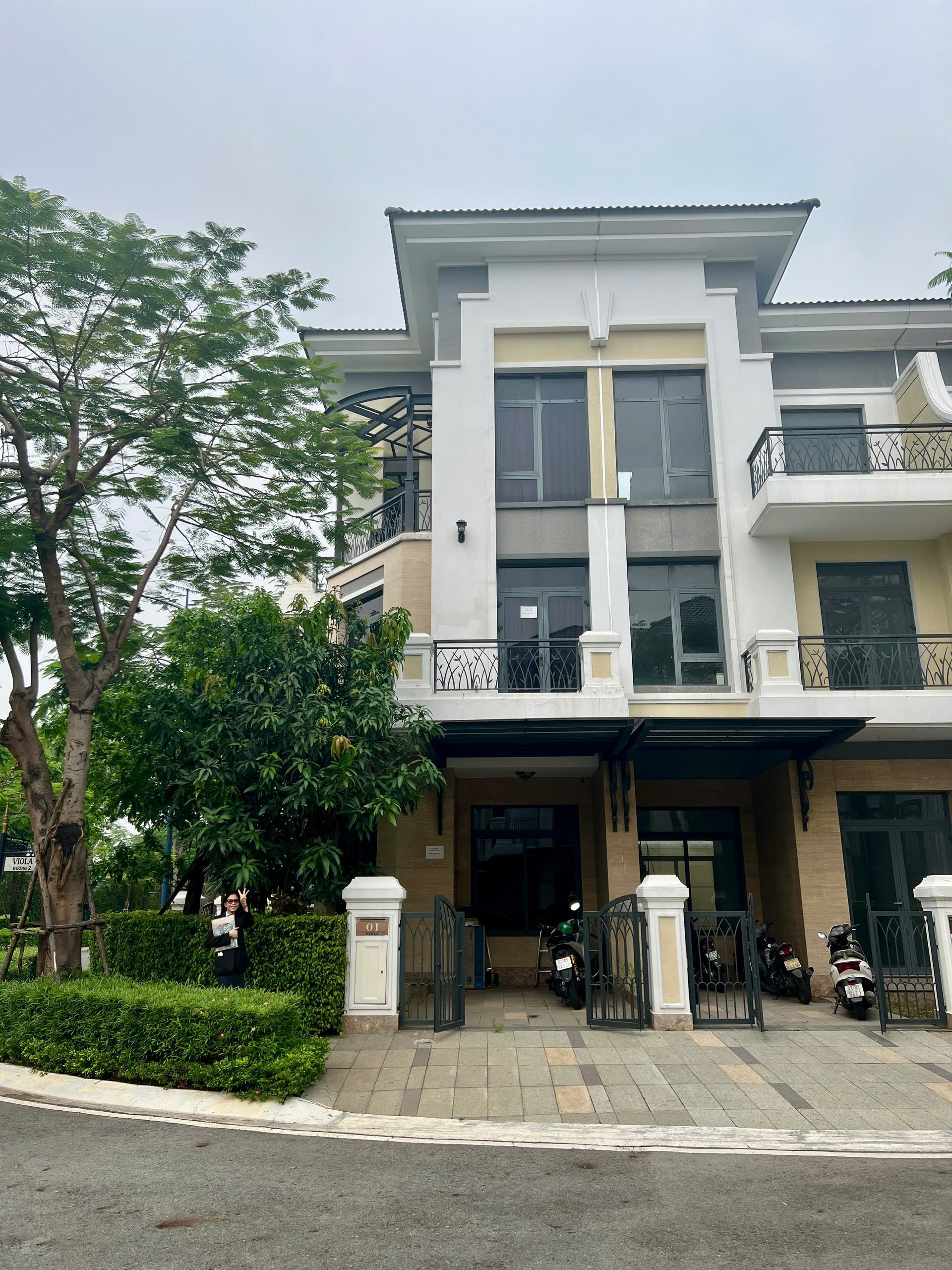 Cần bán Nhà mặt tiền Phường Phú Hữu, Quận 9, Diện tích 109m², Giá 17.8 Tỷ 5