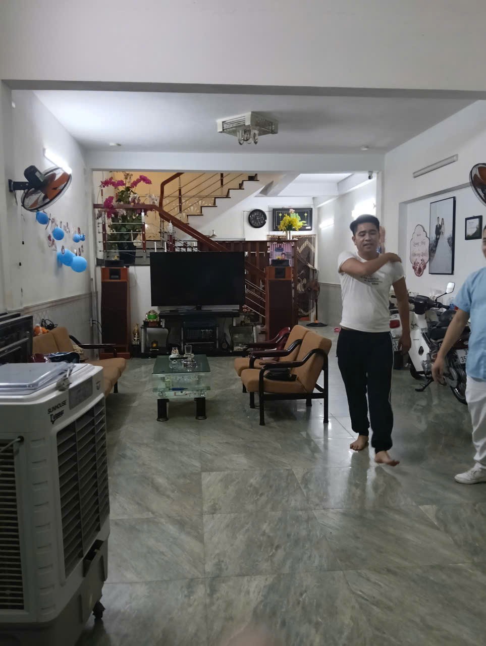 BÁN NHÀ 2 TẦNG LỬNG VIP TRƯỚC CÔNG VIÊN HOÀ XUÂN, ĐÀ NẴNG