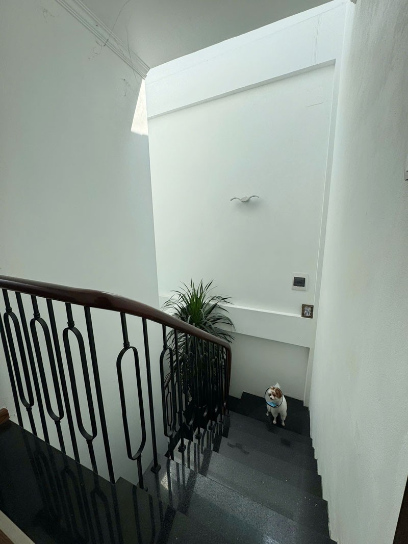 Cần bán 36,8m2 nhà 4 tầng từ tầng 2 xây 40m2/sàn, nhà mặt ngõ 80 Hoa Lâm - Ngay chợ Kinh Doanh 5