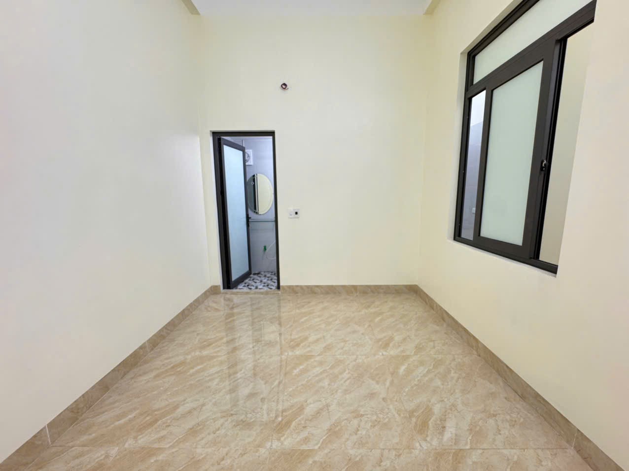 Bán nhà 1 tầng thôn Chi Đông 2, xã Quang Minh. Vị trí đắc địa, mặt chợ, kinh doanh cực đẹp