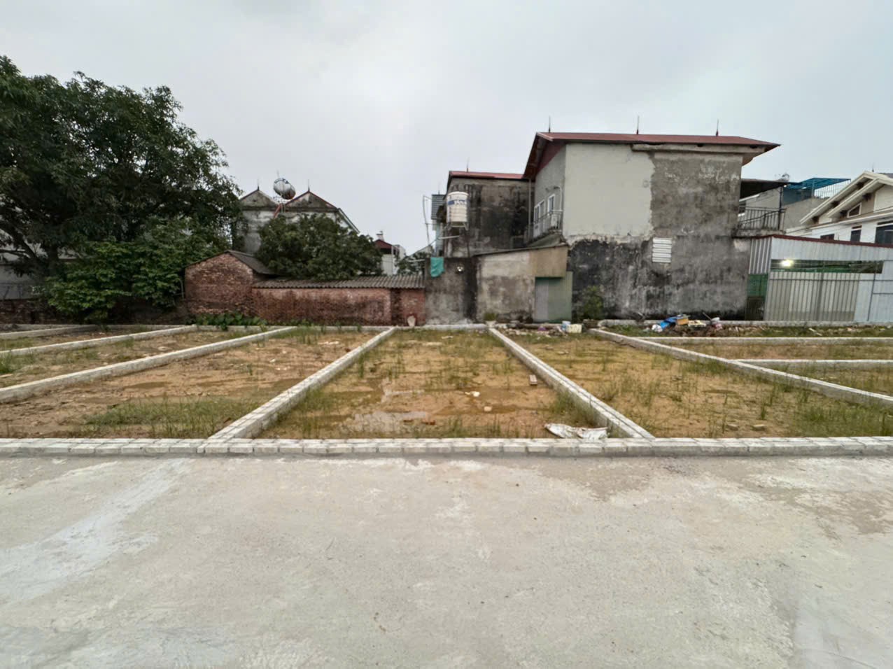 Bán đất thôn Ấp Tre, (Tổ 9 cũ), xã Quang Minh, TP HN. Thửa đất vuông đẹp, đường rộng 3,5m