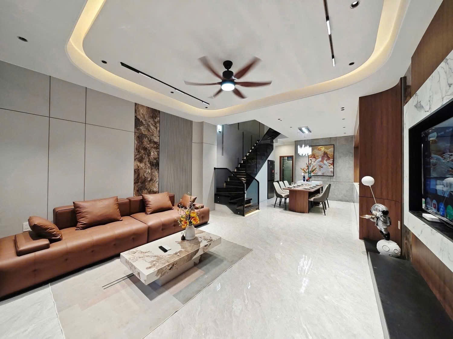 Cần bán Nhà mặt tiền đường Lỗ Giáng 16, Phường Hòa Xuân, Diện tích 100m², Giá Thương lượng