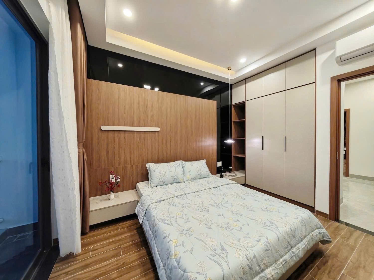 BÁN NHÀ  3 TẦNG HIỆN ĐẠI ĐƯỜNG LÊ VĂN THỊNH ,HOÀ MINH ,ĐÀ NẴNG 3