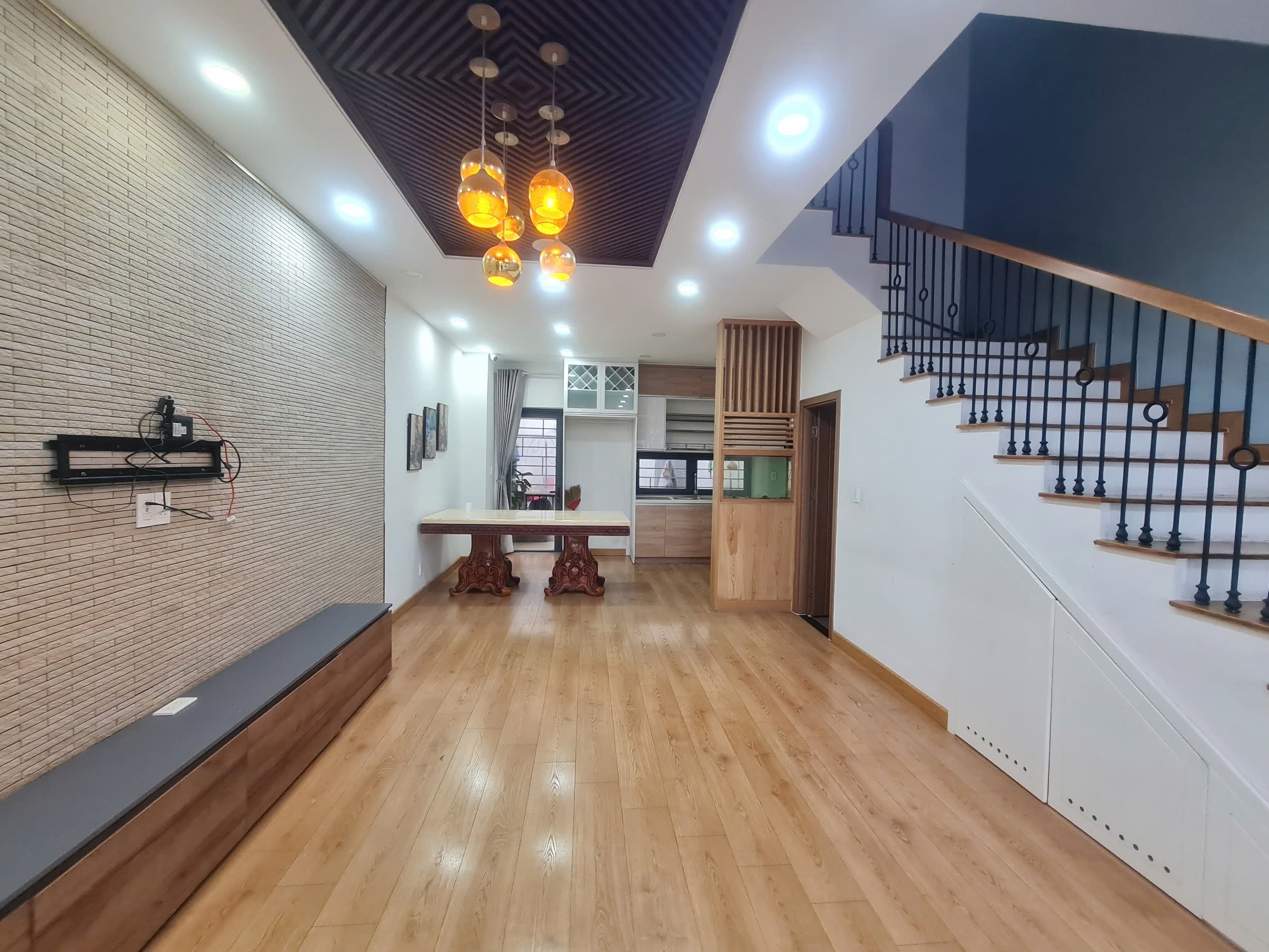Cần bán Biệt thự Phường Phước Long B, Quận 9, Diện tích 26m², Giá Thương lượng 11