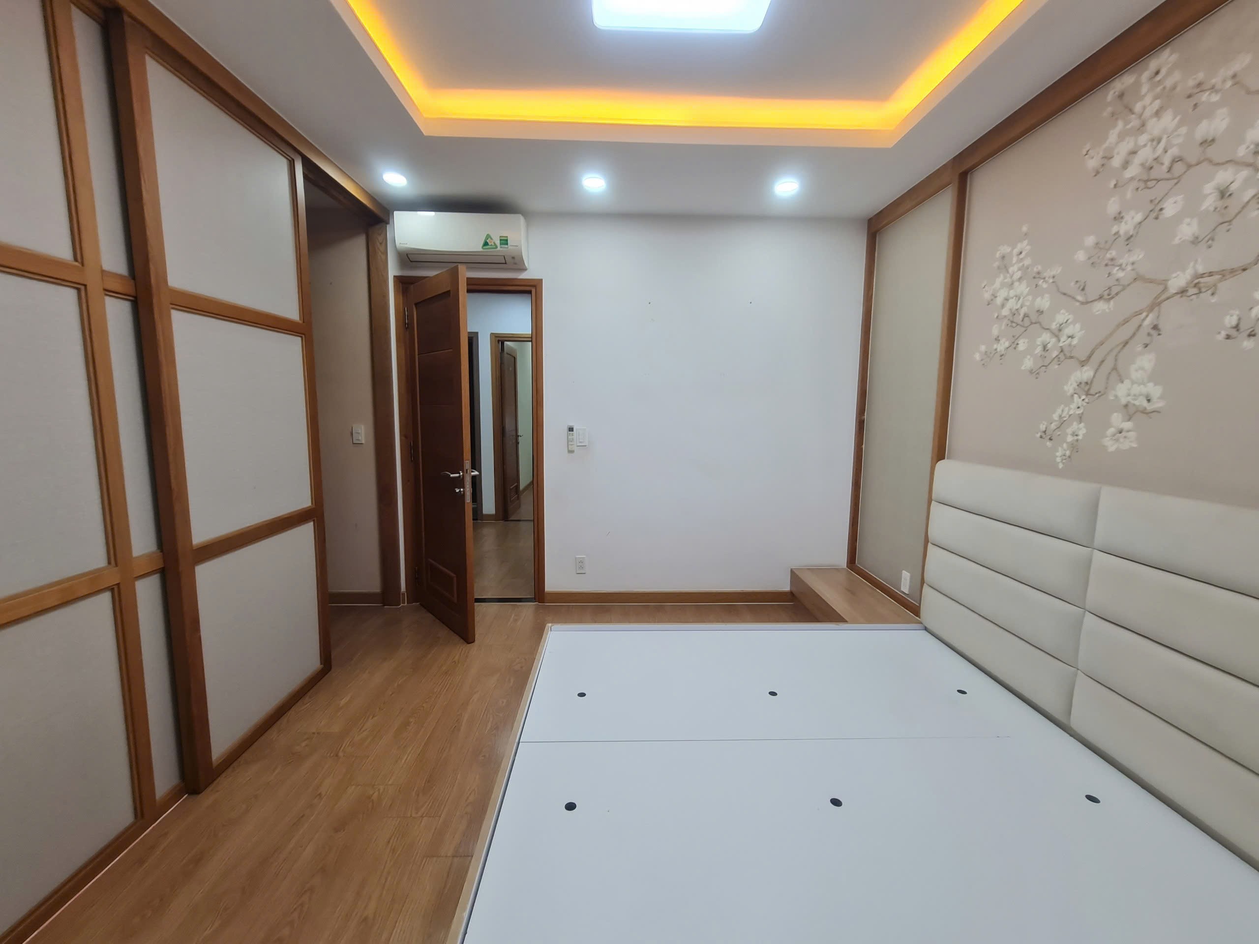 Cần bán Biệt thự Phường Phước Long B, Quận 9, Diện tích 26m², Giá Thương lượng 8