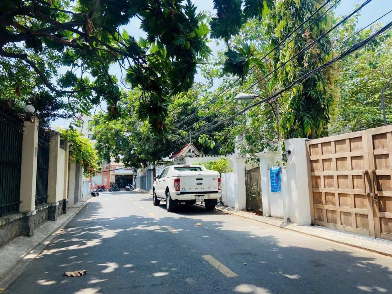 Cần bán Đất Phường Thảo Điền, Quận 2, Diện tích 200m², Giá 235 Triệu/m² 3