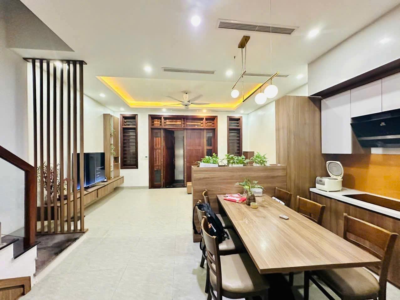 BÁN NHÀ DÒNG TIỀN,CẦU GIẤY,HN. 3