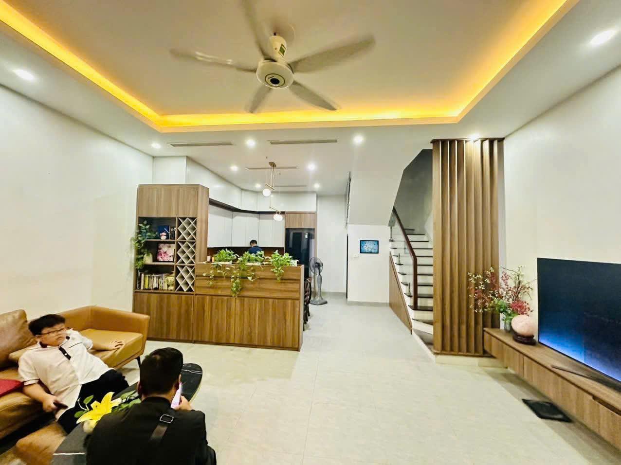 BÁN NHÀ DÒNG TIỀN,CẦU GIẤY,HN. 4