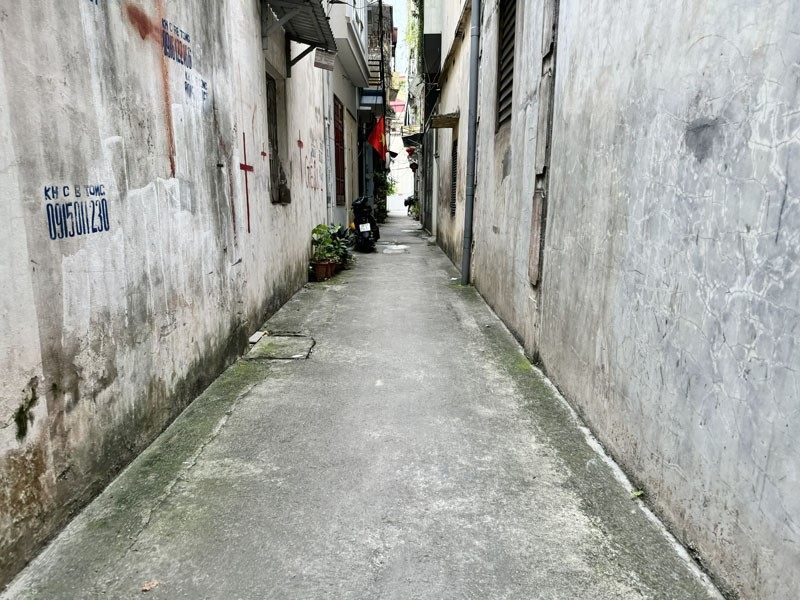 Cần bán 49,2m2 đất vuông đẹp trong ngõ 76 Hoa Lâm. Cách 10m ra đường thông ô tô 5