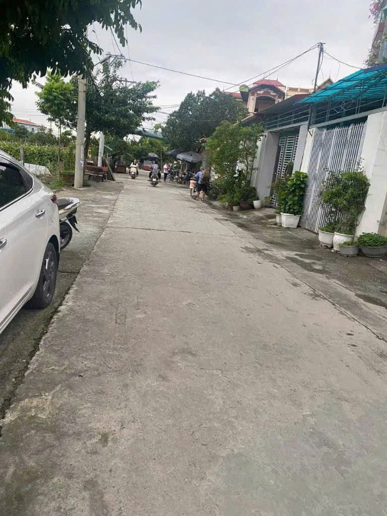 Bán đất tổ 5, (thôn Gia Thượng, Quang Minh, HN. Vị trí trung tâm, giáp khu công nghiệp 3