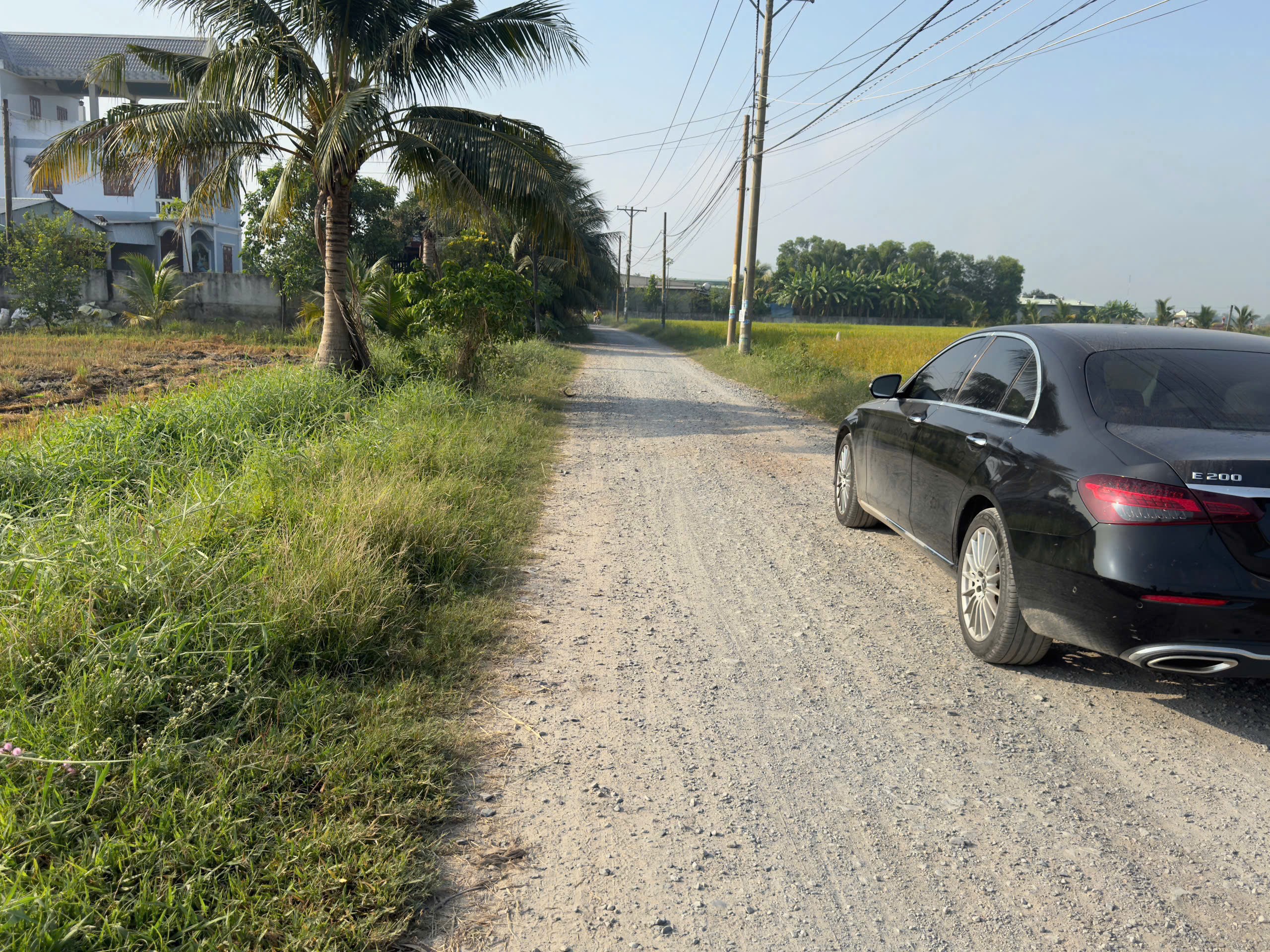 Bán 2 lô thổ cư vuông vức, đường xe hơi , xã Đức Lập Hạ, tổng dt 2 lô 600m2 giá 3,6 tỷ 2