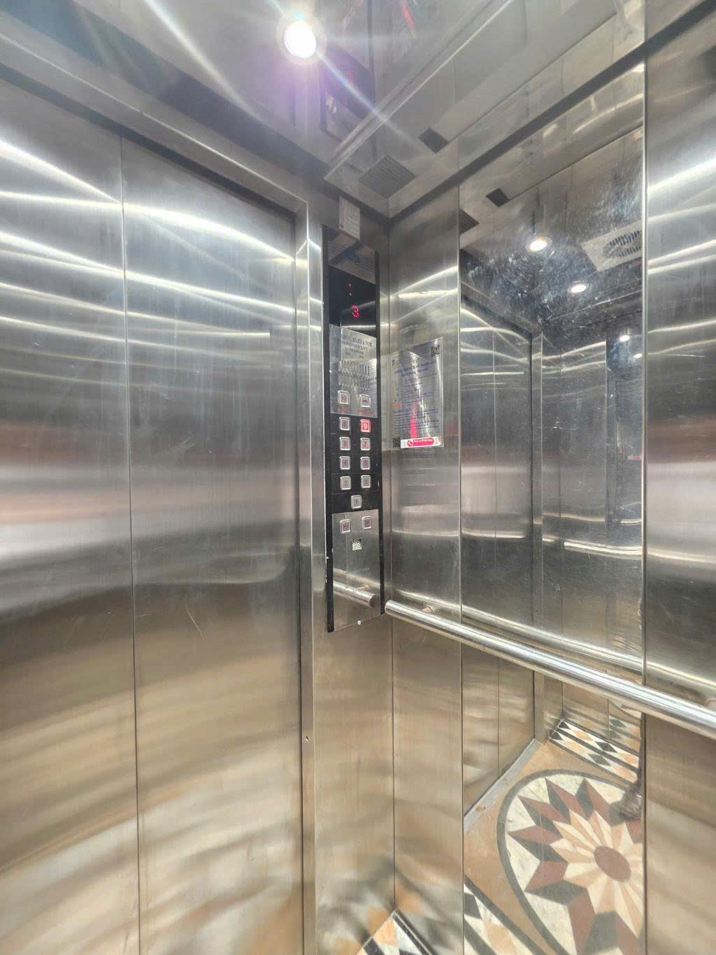 CỰC PHẨM  BA ĐÌNH - TÒA NHÀ 10 TẦNG - 2 MẶT THOÁNG - SỔ VUÔNG NỞ HẬU. 5