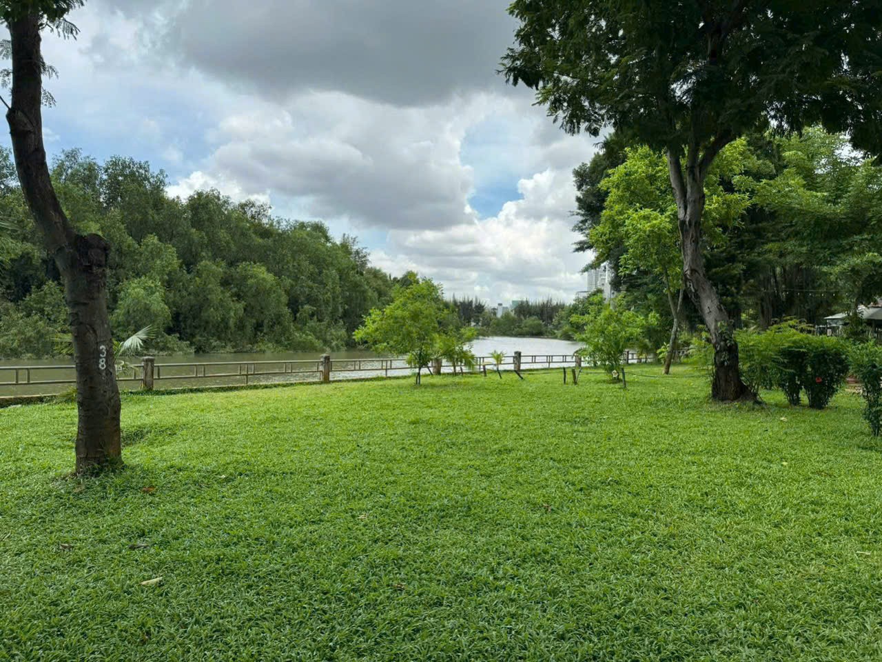 Cần bán Nhà mặt tiền Phường Tân Phong, Quận 7, Diện tích 118m², Giá 27 Tỷ