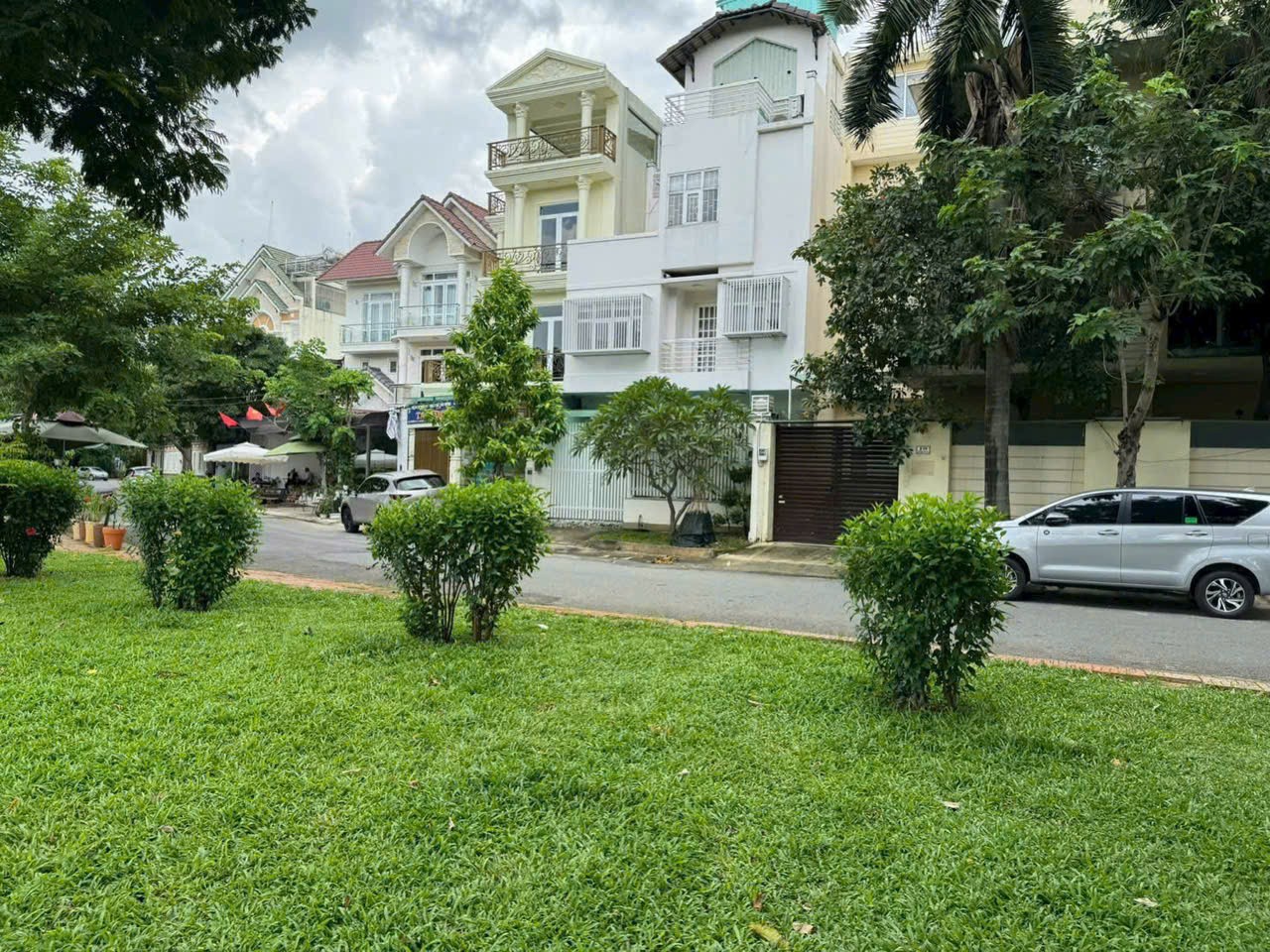 Cần bán Nhà mặt tiền Phường Tân Phong, Quận 7, Diện tích 118m², Giá 27 Tỷ 3