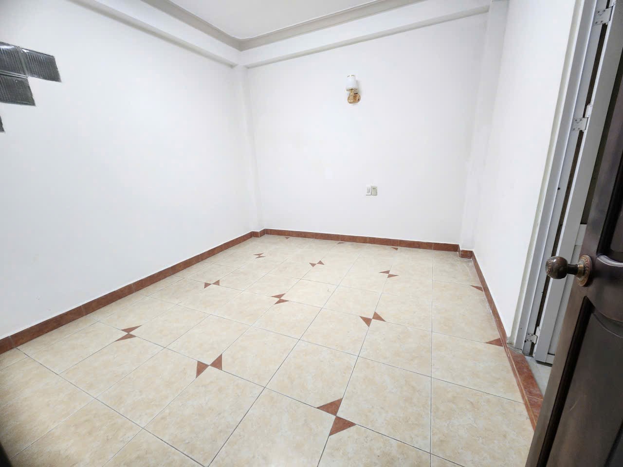 Cho thuê nhà nguyên căn mặt tiền đường Bùi Thị Xuân Phường 2 Đà Lạt giá 45tr 4