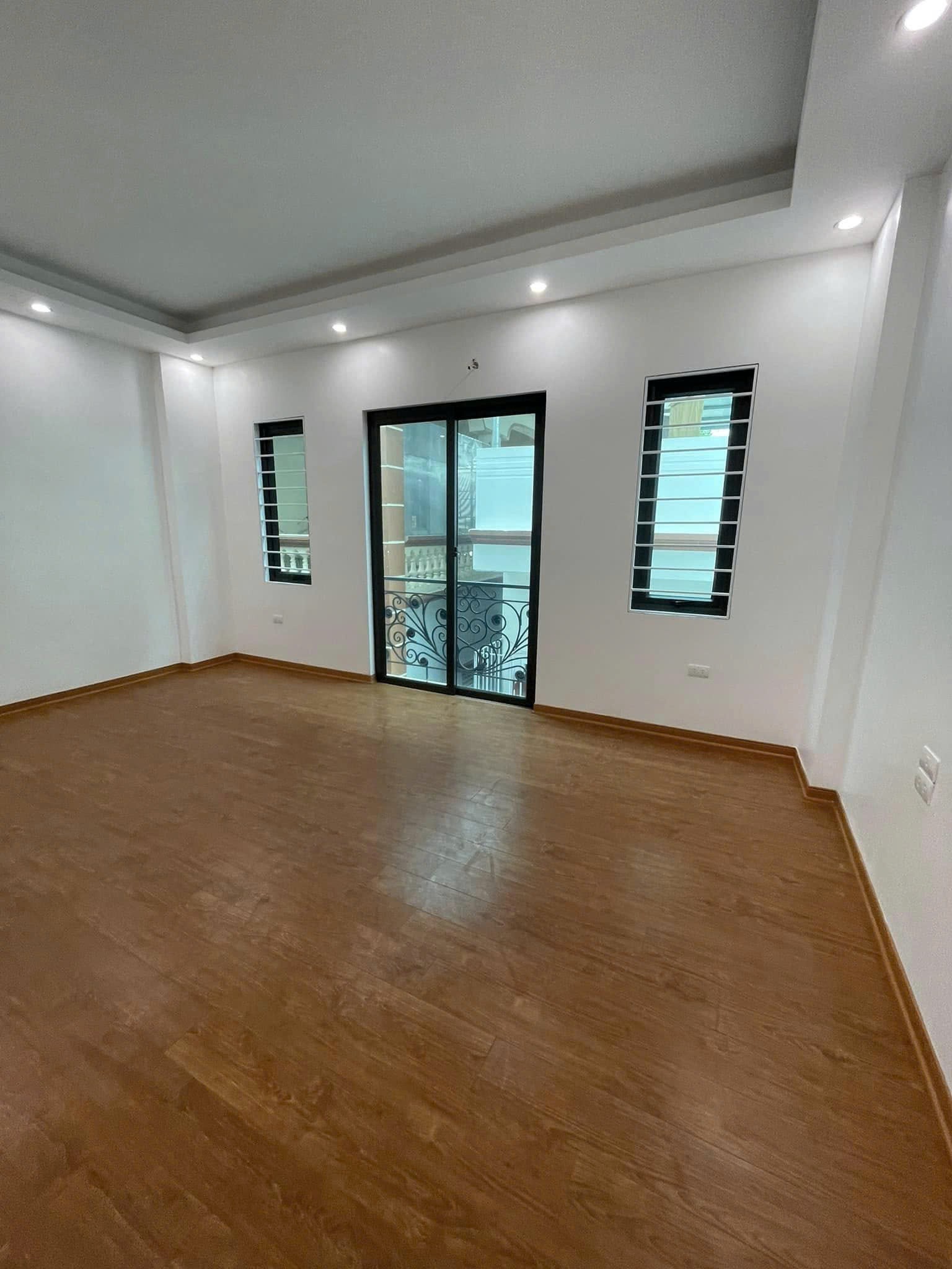 BÁN NHÀ PHÚ THƯỢNG, TÂY HỒ, CẠNH CIPUCHA, 6 TẦNG THANG MÁY, DT 43M2* MT 5M* GIÁ 8.9  TỶ 9