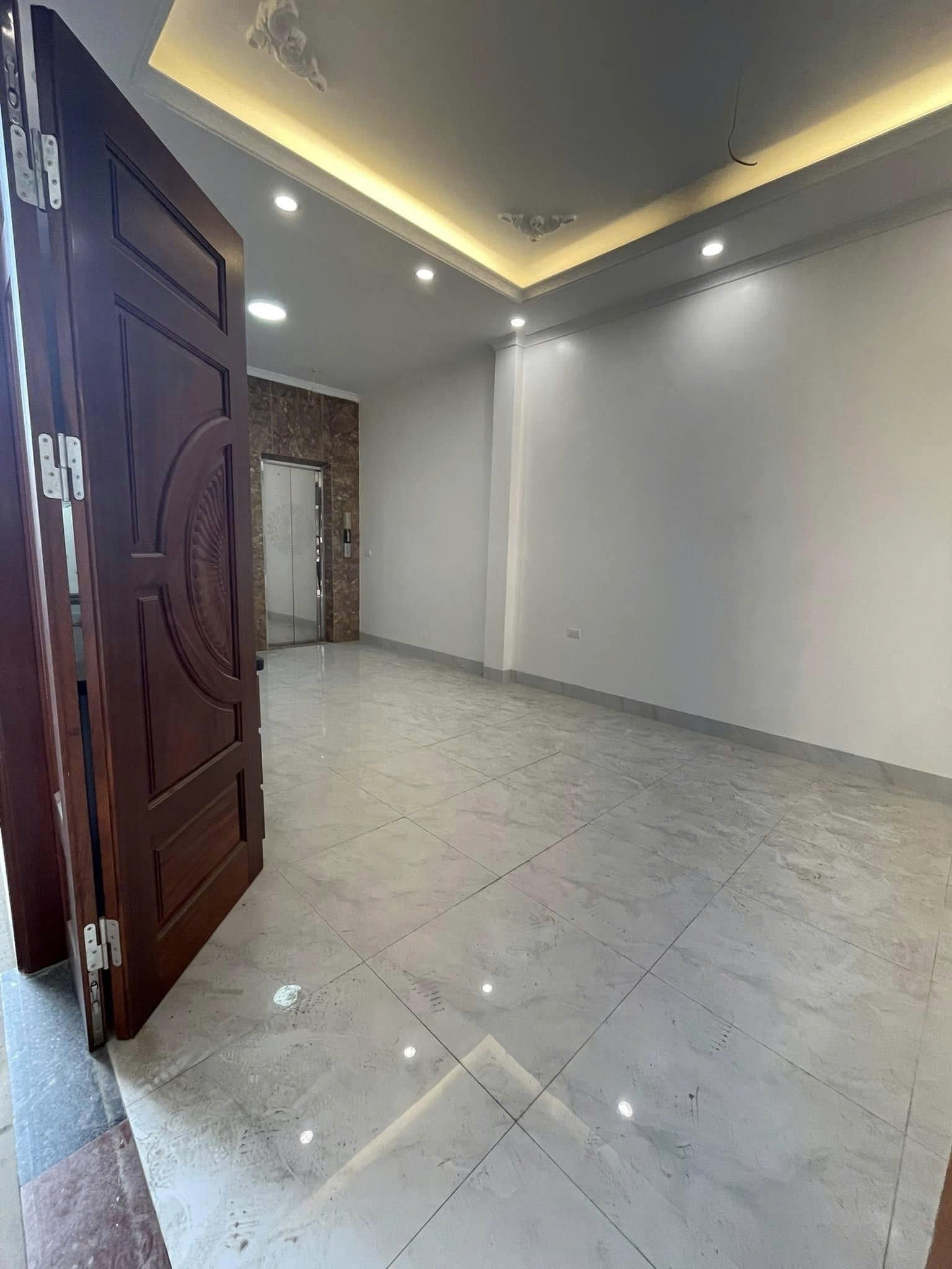 BÁN NHÀ PHÚ THƯỢNG, TÂY HỒ, CẠNH CIPUCHA, 6 TẦNG THANG MÁY, DT 43M2* MT 5M* GIÁ 8.9  TỶ 11