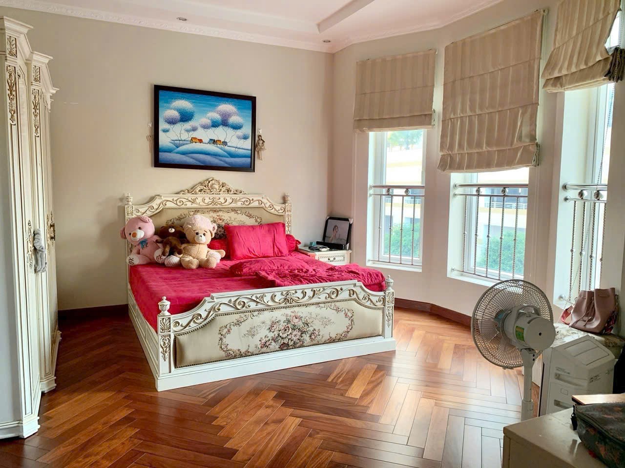 Cho thuê Biệt thự Phường Phước Long A, Quận 9, Diện tích 320m², Giá Thương lượng 5