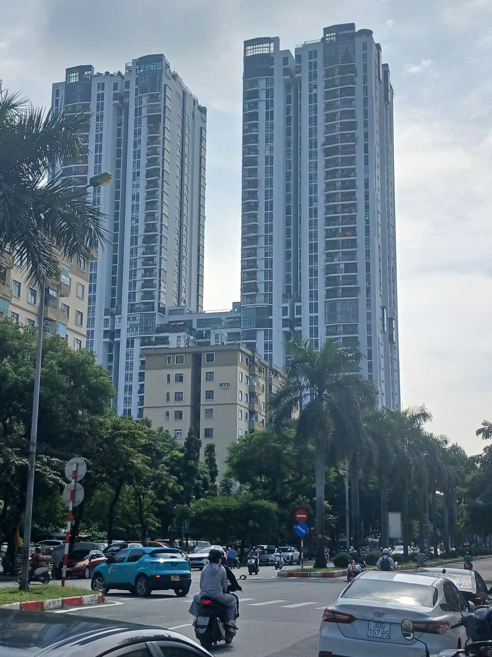 NHÀ TRUNG TÂM PHỐ CỔ HÀ ĐÔNG – Ô TÔ CÁCH 1 NHÀ – Ở SƯỚNG 2