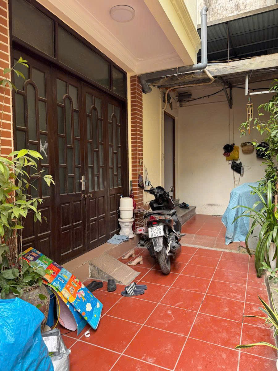 Nhà Lý Thường Kiệt 4 Tầng 11 Tỷ Ngõ  4M , Sát ÔTÔ Tránh Đỗ Sạch sẽ thoáng đẹp gần phố 3