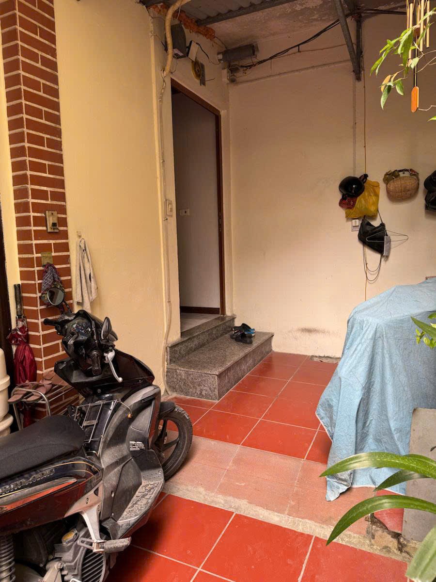 Nhà Lý Thường Kiệt 4 Tầng 11 Tỷ Ngõ  4M , Sát ÔTÔ Tránh Đỗ Sạch sẽ thoáng đẹp gần phố 5