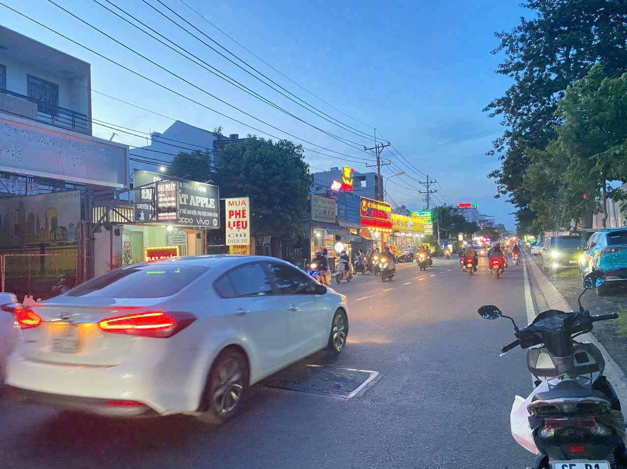 Cần bán Nhà mặt tiền Quận 9, Hồ Chí Minh, Diện tích 92m², Giá 9.8 Tỷ 10