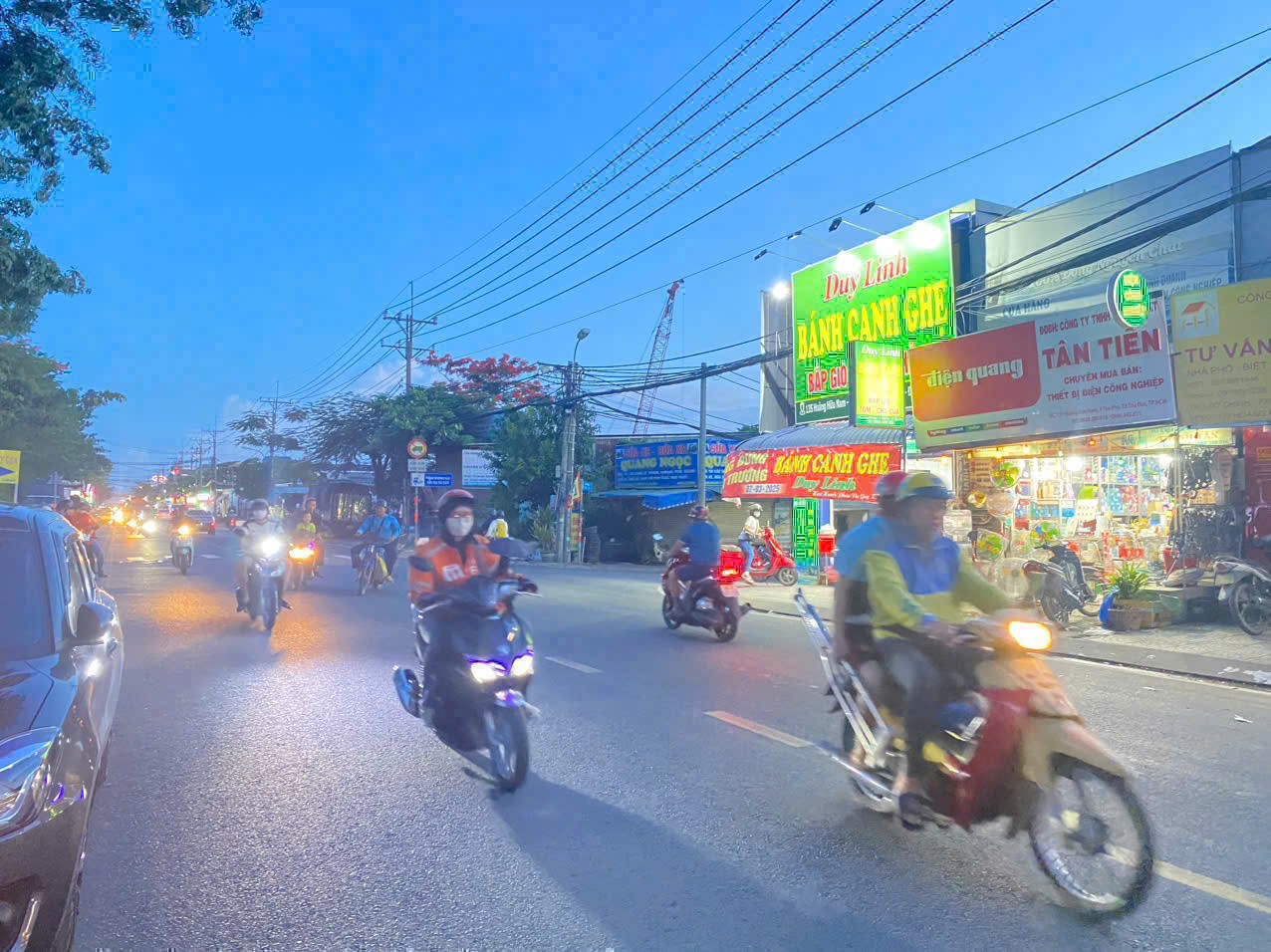 Cần bán Nhà mặt tiền Quận 9, Hồ Chí Minh, Diện tích 92m², Giá 9.8 Tỷ 9