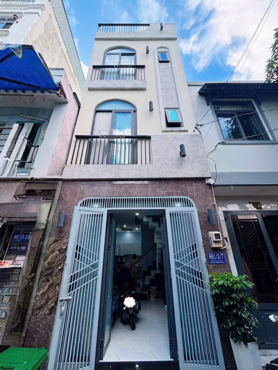 Nhà hẻm quốc lộ 1A, Bình Hưng Hòa A dt 26,8m2 2 lầu 3pn 2wc giá 3,67 tỷ